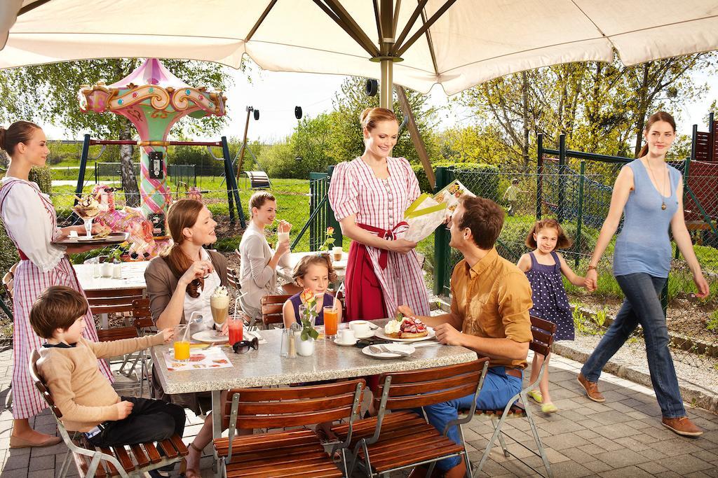 Landzeit Motor-Hotel St. Valentin المظهر الخارجي الصورة